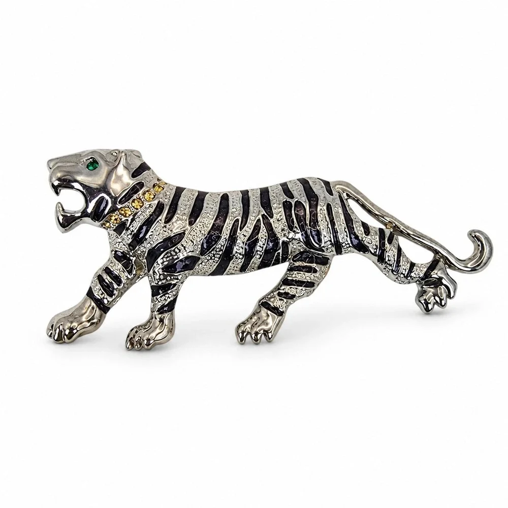 Vintage Silver Tone Tiger Brooch Black Enamel Rhinestone Green Eye Animal Pin 4